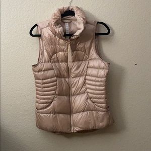 Lululemon Vest with Rose Gold accents